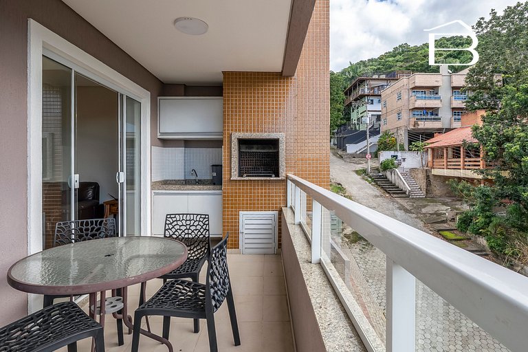 Praia Di Capri 202 – Apartamento em Bombinhas com 2 quartos