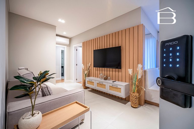 Leme 106 – Apartamento novíssimo a poucos metros do mar em B