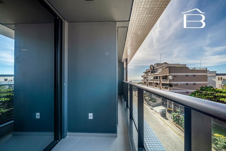 Leme 106 – Apartamento novíssimo a poucos metros do mar em B