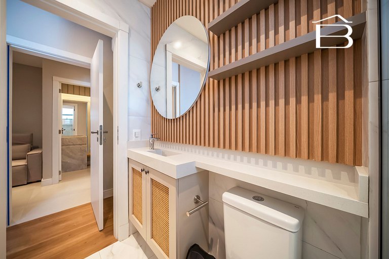 Leme 106 – Apartamento novíssimo a poucos metros do mar em B
