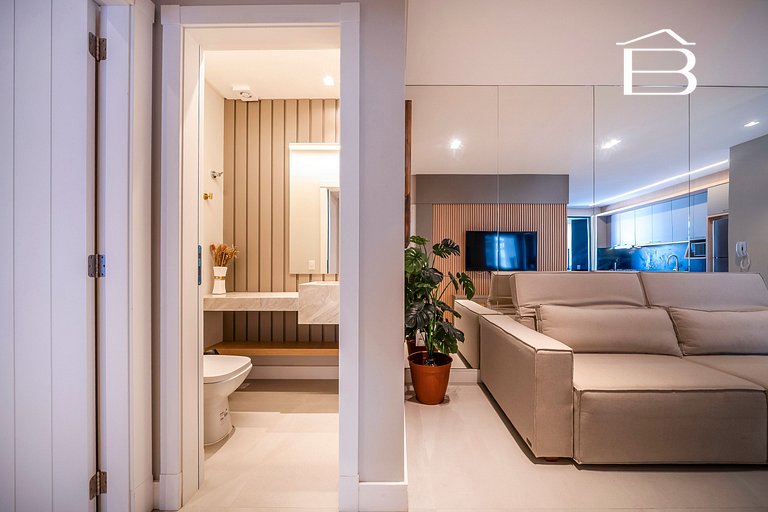 Leme 107 – Apartamento novíssimo a poucos metros do mar em B