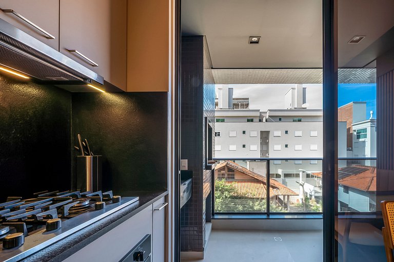 Leme 107 - Novíssimo Apartamento a Poucos Metros do Mar em B