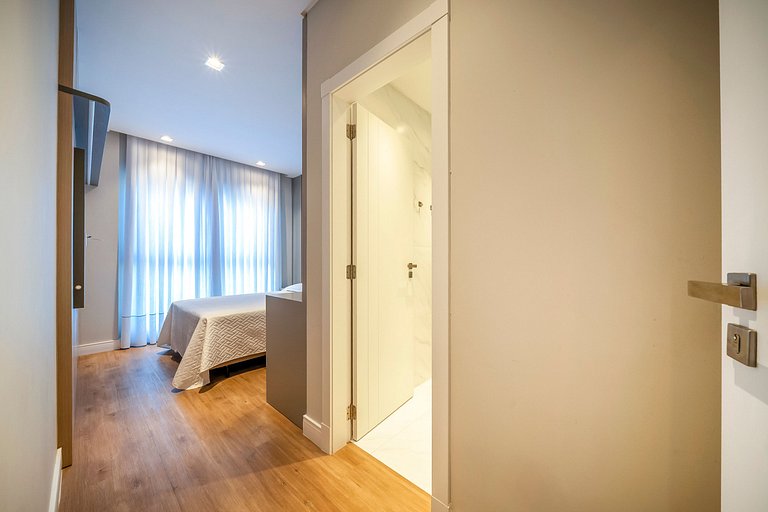 Leme 107 - Novíssimo Apartamento a Poucos Metros do Mar em B