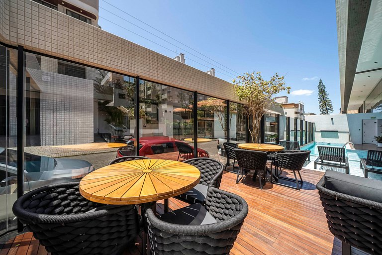 Leme 107 - Novíssimo Apartamento a Poucos Metros do Mar em B