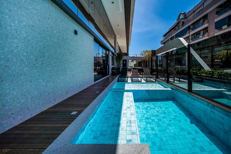 Leme 107 - Novíssimo Apartamento a Poucos Metros do Mar em B