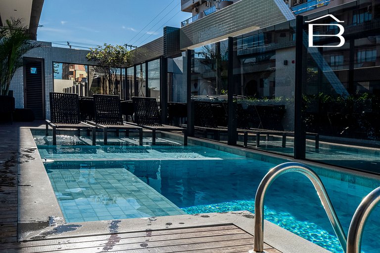 Leme 107 – Apartamento novíssimo a poucos metros do mar em B