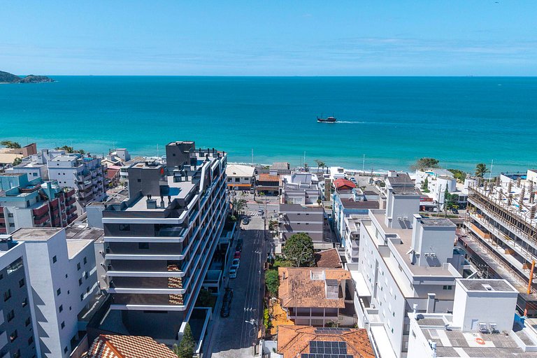 Leme 107 - Novíssimo Apartamento a Poucos Metros do Mar em B