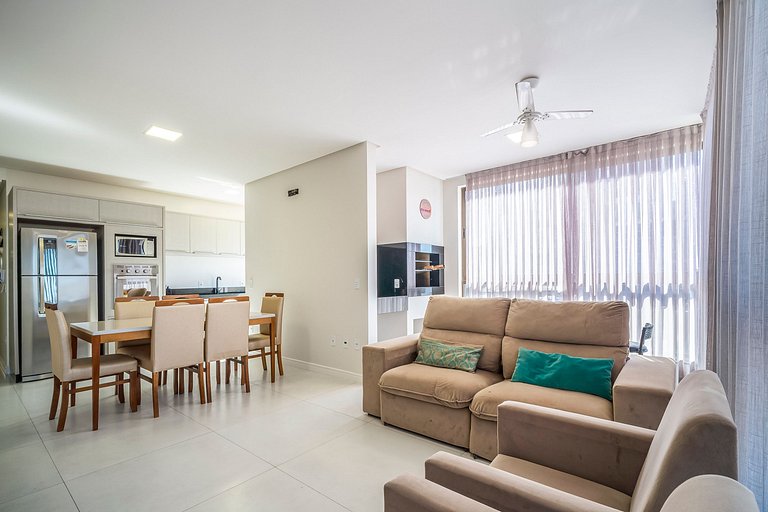 Djalma 105 - Apartamento Amplo com 3 Suítes no Centro de Bom