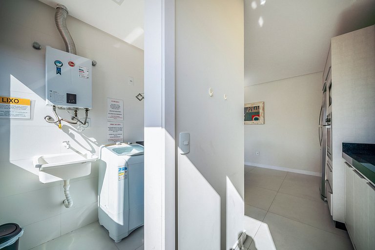 Djalma 105 - Apartamento Amplo com 3 Suítes no Centro de Bom
