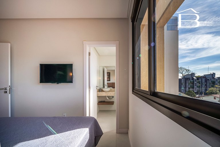 Djalma 105 - Apartamento espacioso con 3 suites en el centro