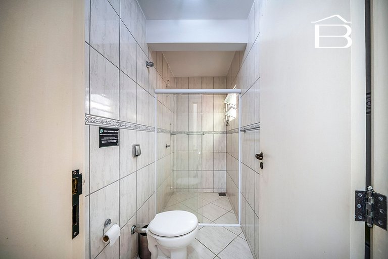 Casa para Temporada na Praia de Mariscal | 4 Quartos, Jardim