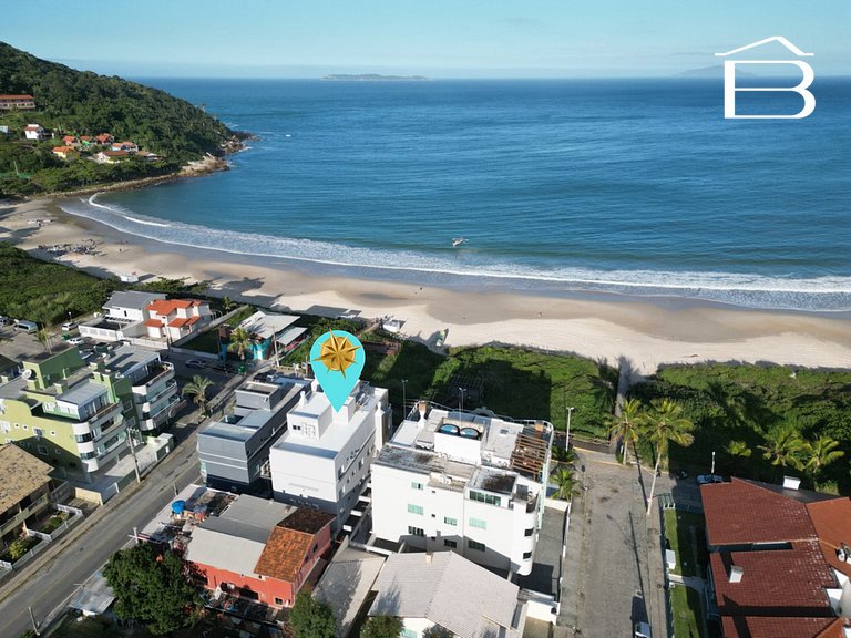 077B - Apartamento frente mar Praia Quatro Ilhas