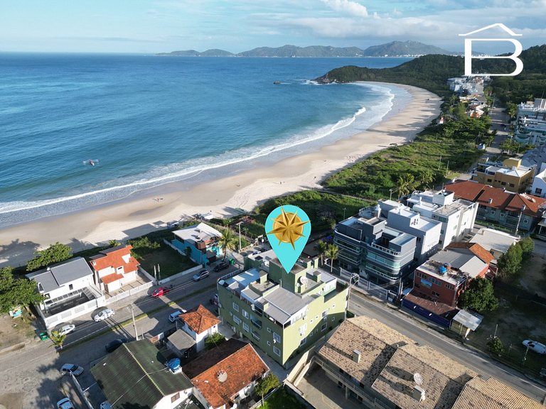 076 - Apartamento próximo a praia de 4 ilhas