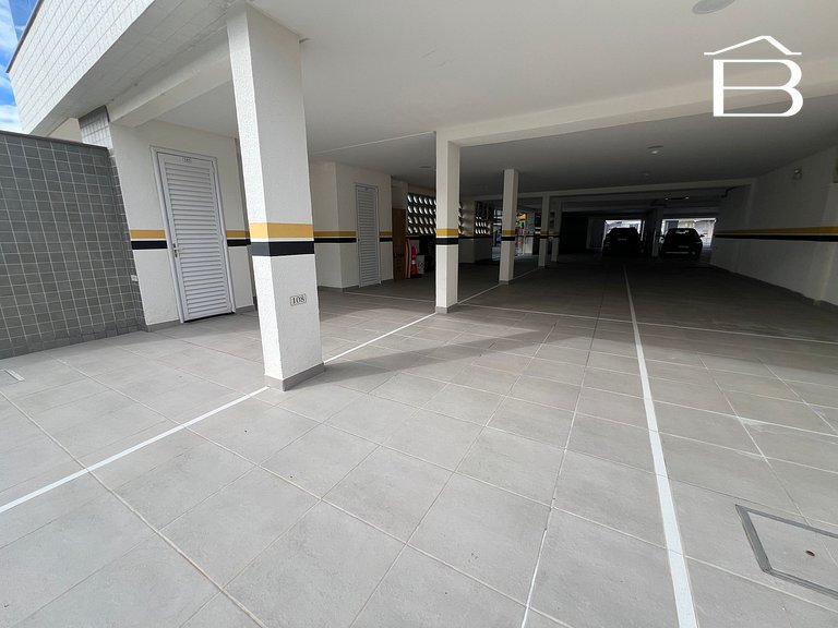 022 - Apartamento com Piscina Frente Mar