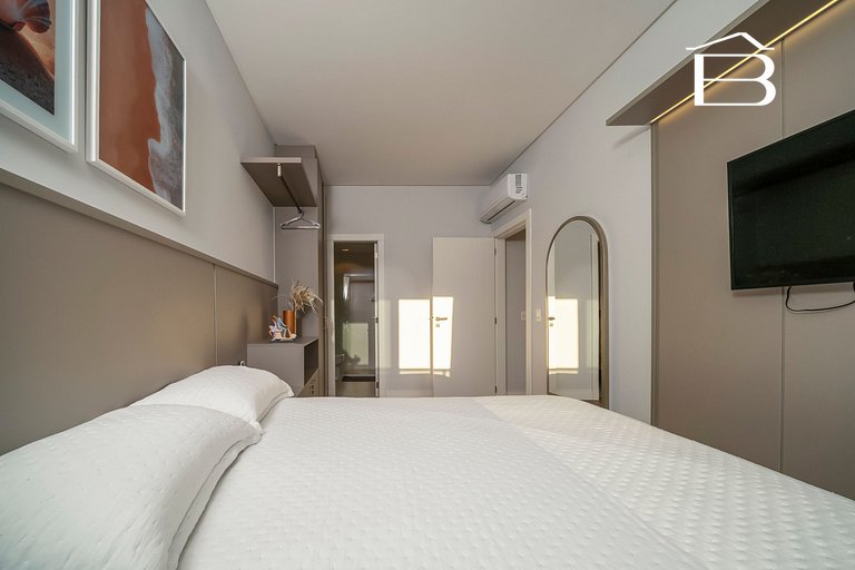 Del Greco 502 - Apartamento em Bombas - 2 quartos - Conforto