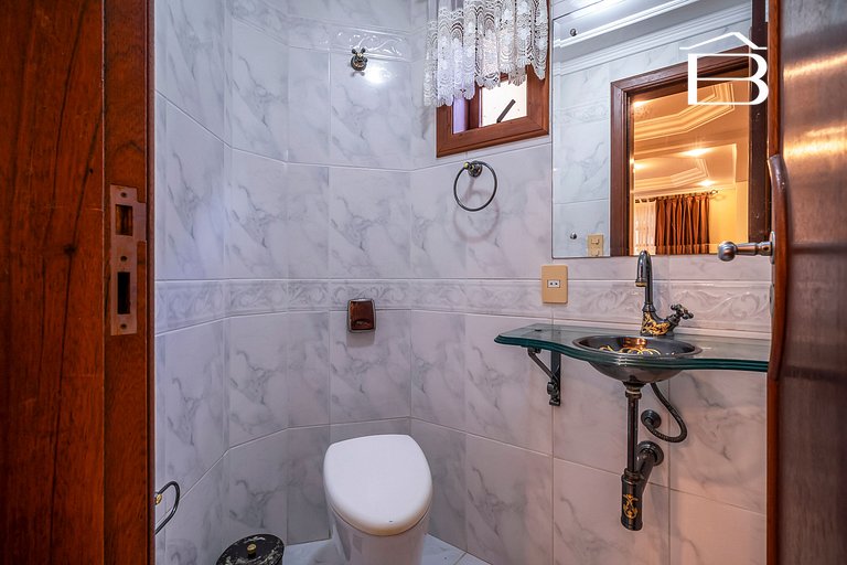 Casa em Canto Grande | 4 quartos e hidromassagem