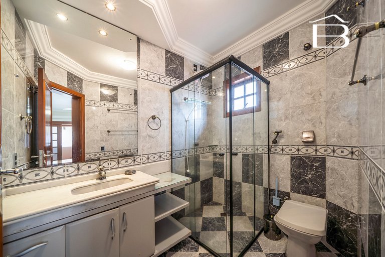 Casa em Canto Grande | 4 quartos e hidromassagem