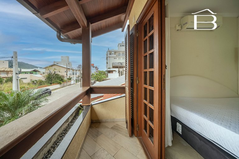 Casa em Canto Grande | 4 quartos e hidromassagem