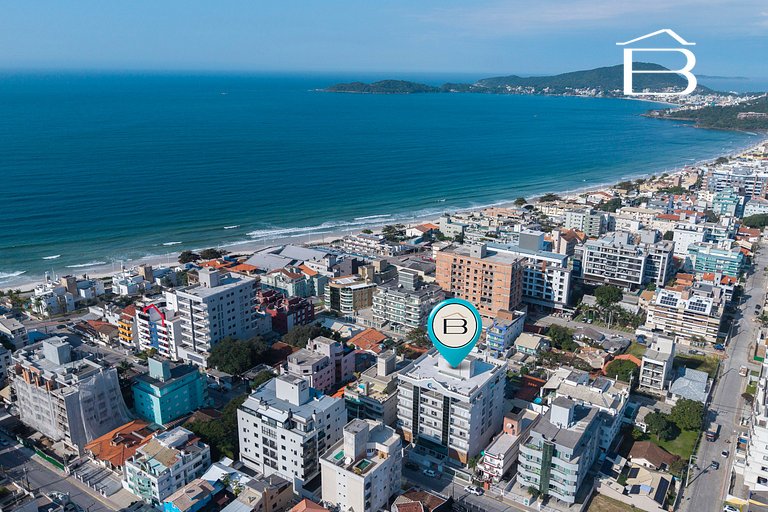 Lindíssimo Apto A metros do Mar em Bombas