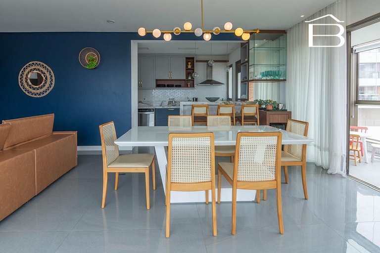 Penthouse de Lujo en Bombinhas | Jacuzzi Privado, Vista al M