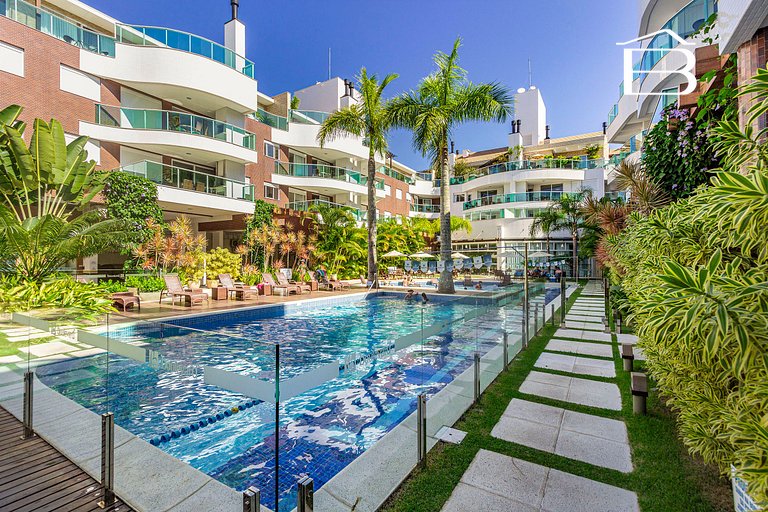 215 Boulevard Bombinhas - Apartamento de alto padrão em Cond