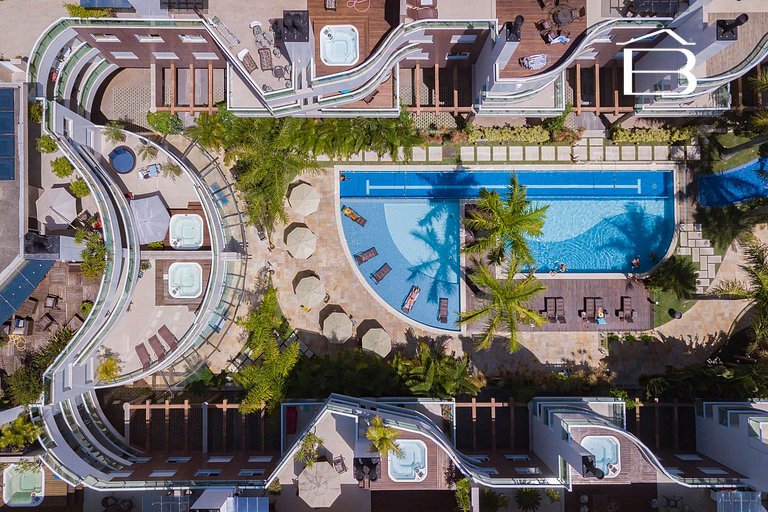 215 Boulevard Bombinhas - Apartamento de alto padrão em Cond