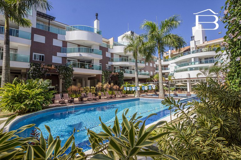 215 Boulevard Bombinhas - Apartamento de alto padrão em Cond