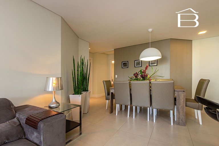 215 Boulevard Bombinhas - Apartamento de alto padrão em Cond