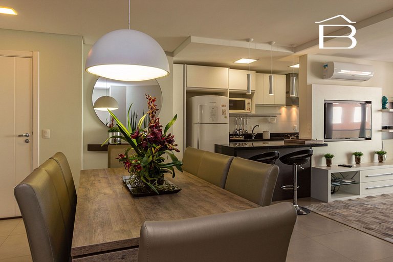 215 Boulevard Bombinhas - Apartamento de alto padrão em Cond