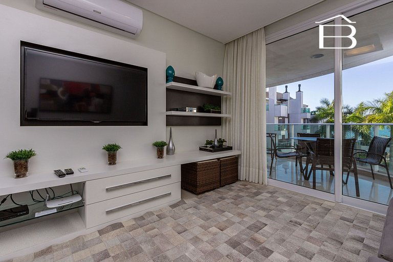 215 Boulevard Bombinhas - Apartamento de alto padrão em Cond