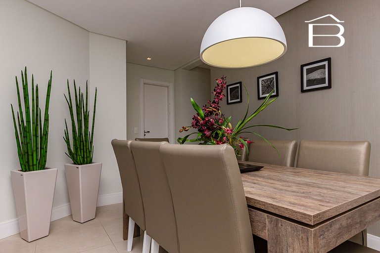 215 Boulevard Bombinhas - Apartamento de alto padrão em Cond