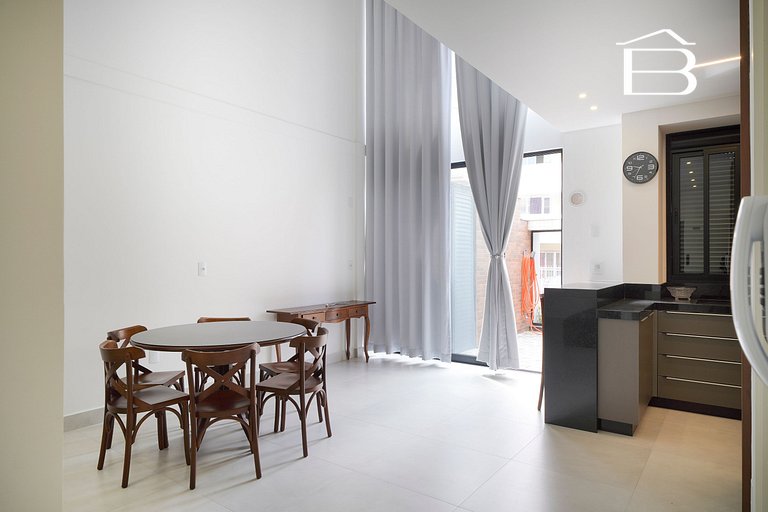Bella Duplex 001 | Garden na Praia de Bombas – Excelente opç