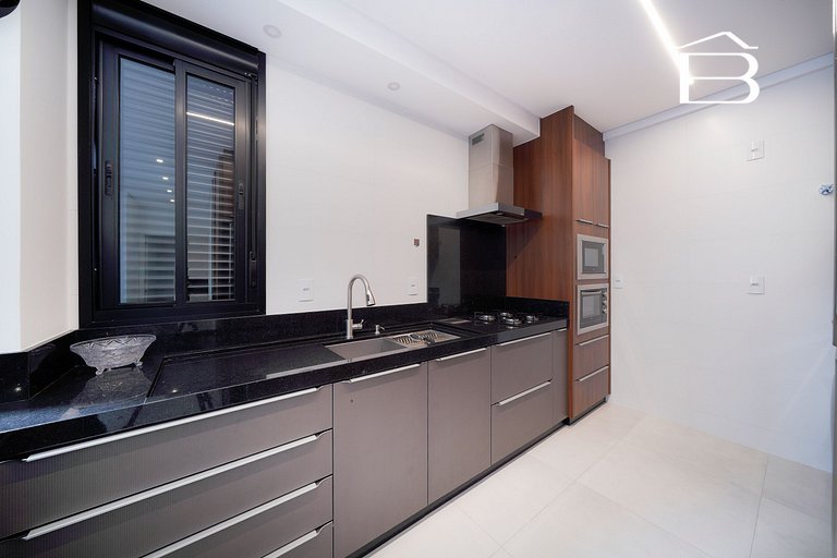 Bella Duplex 001 | Garden na Praia de Bombas – Excelente opç