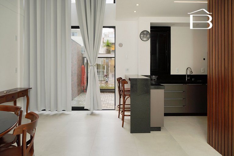 Bella Duplex 001 | Garden en la Playa de Bombas – Ideal para