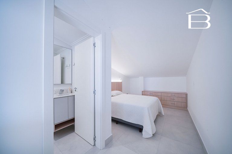 Bella Duplex 001 | Garden na Praia de Bombas – Excelente opç